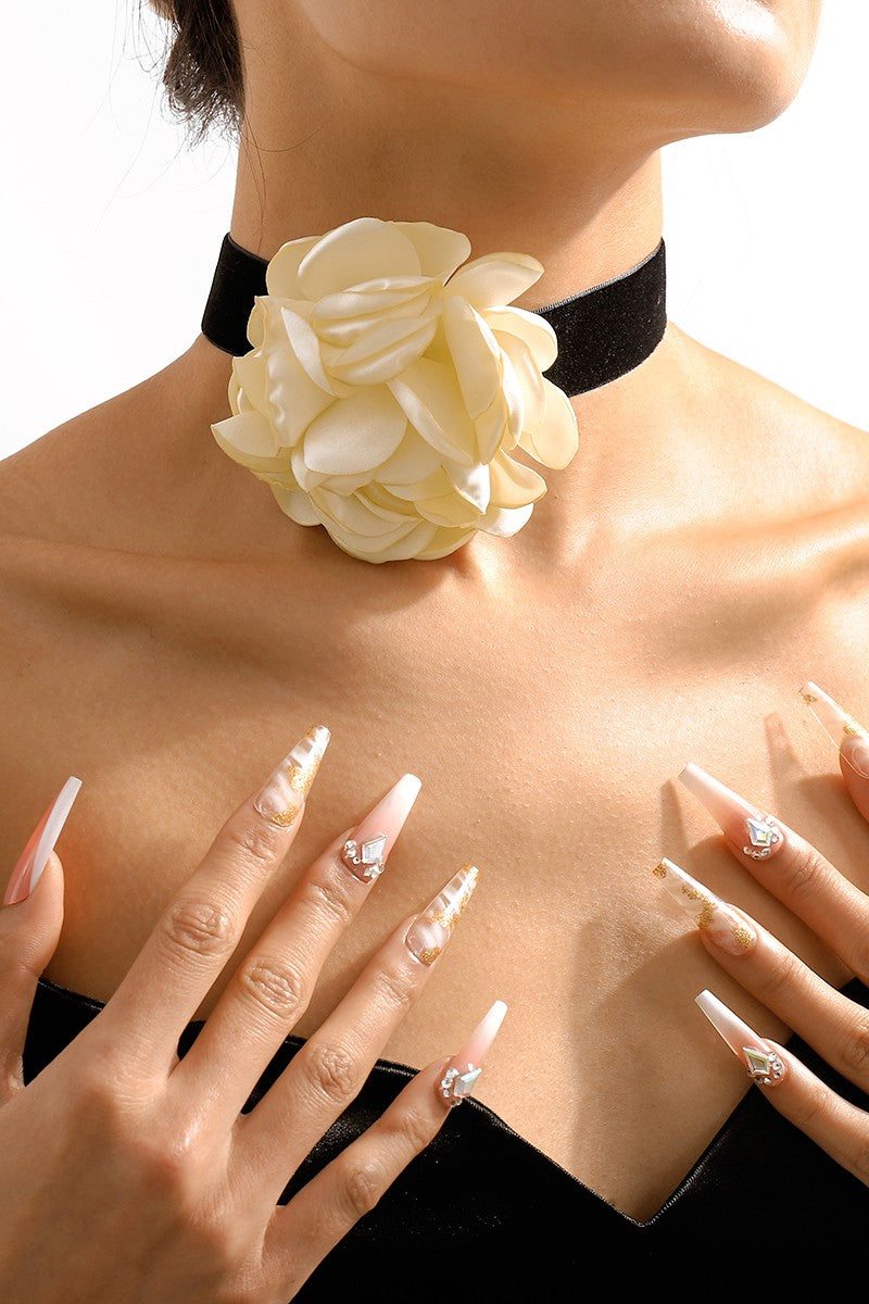 Flower Choker