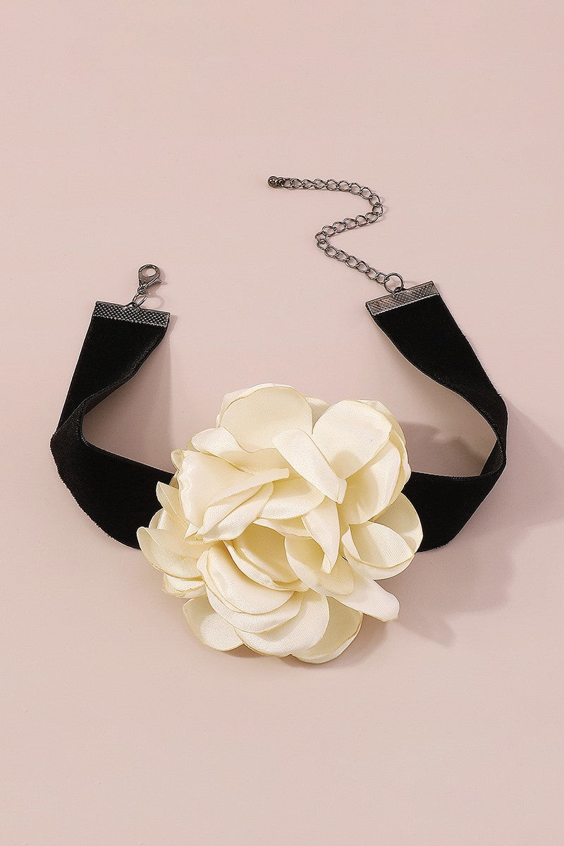 Flower Choker